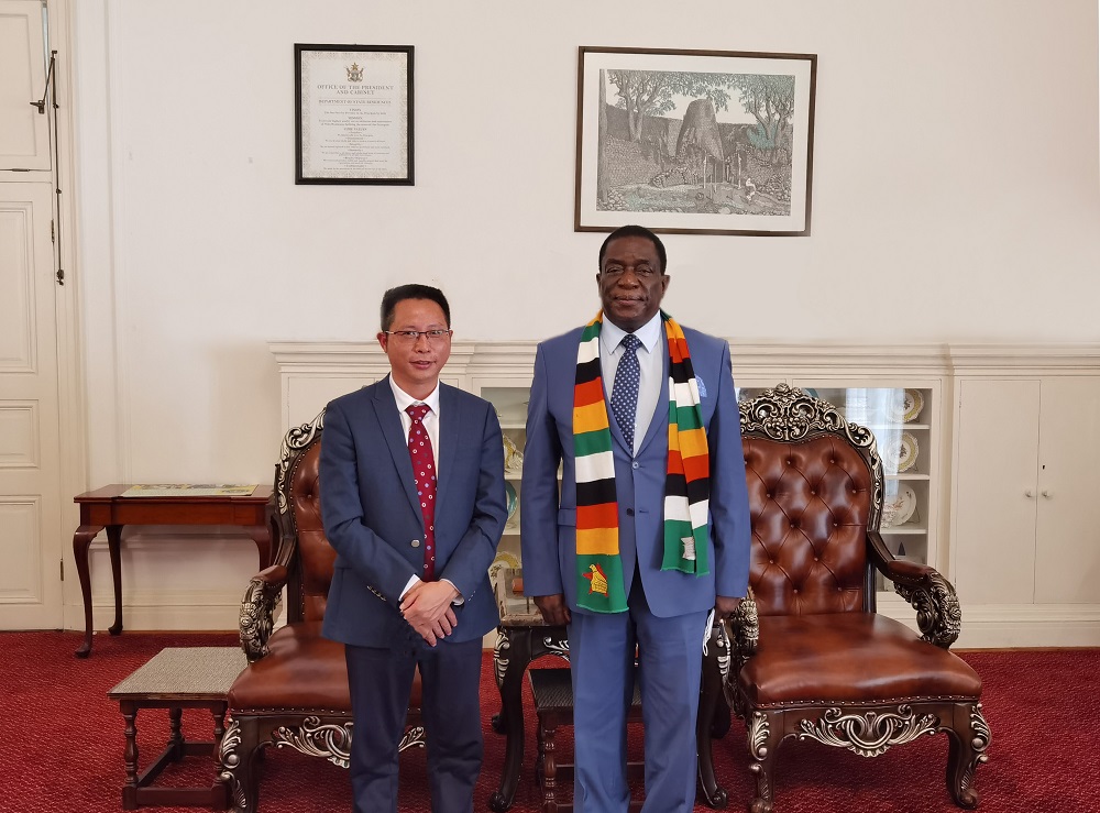 Bikita Minerals General Manager Mr. Wang Zhenhua Meets with Zimbabwe President