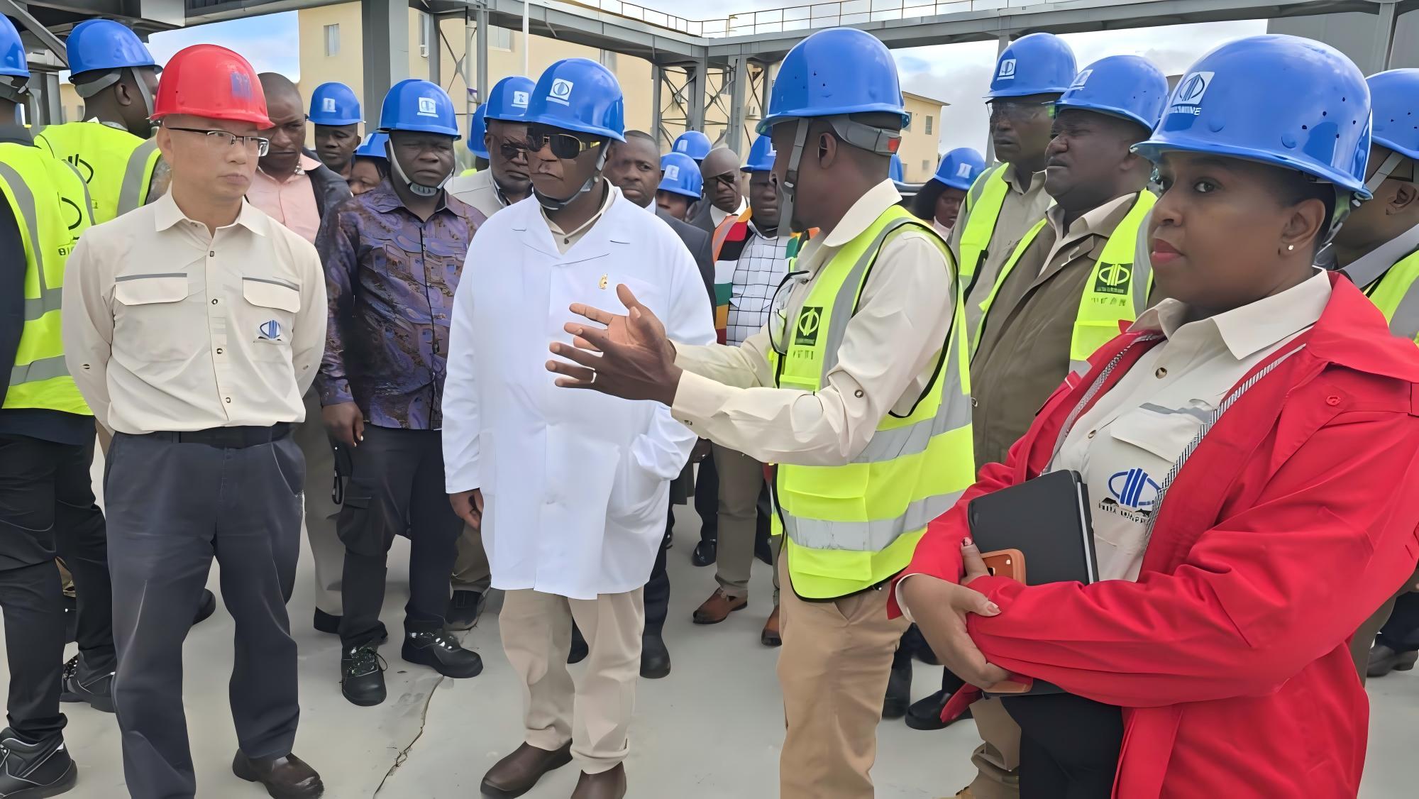 Vice President of Zimbabwe Visits Bikita Mining of Sinomine Resource